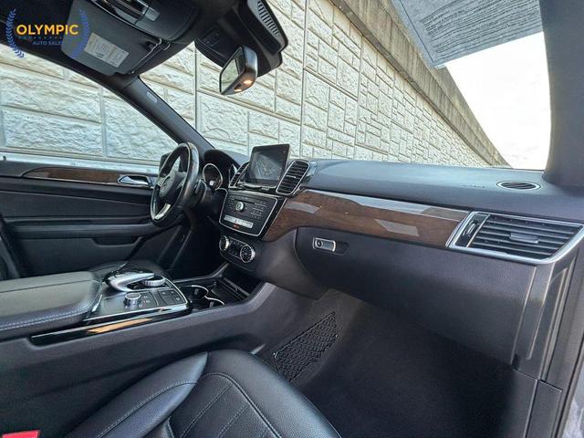 Photo of 2016 Steel Gray Metallic Mercedes-Benz GLE-Class