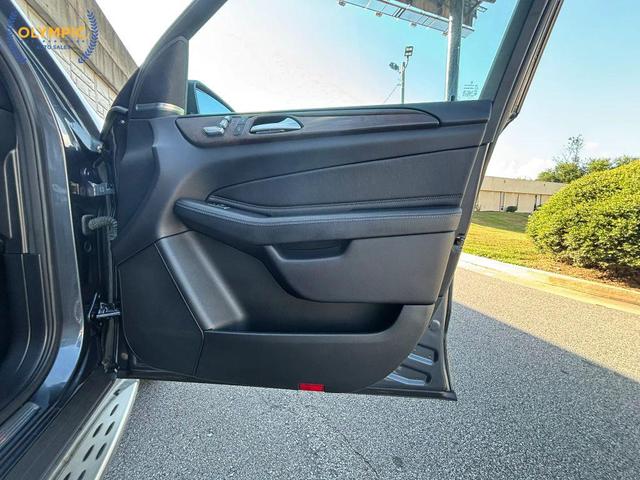 Photo of 2016 Steel Gray Metallic Mercedes-Benz GLE-Class