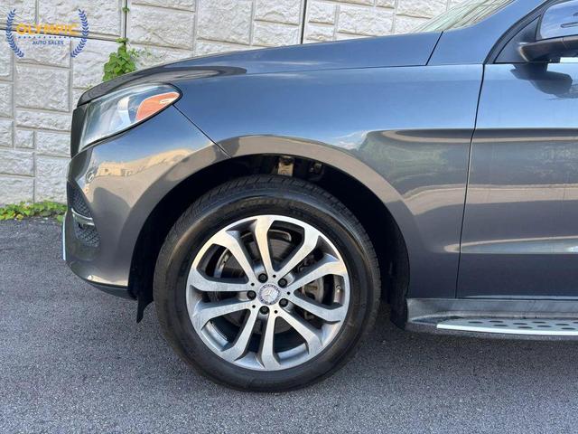 Photo of 2016 Steel Gray Metallic Mercedes-Benz GLE-Class