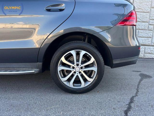 Photo of 2016 Steel Gray Metallic Mercedes-Benz GLE-Class