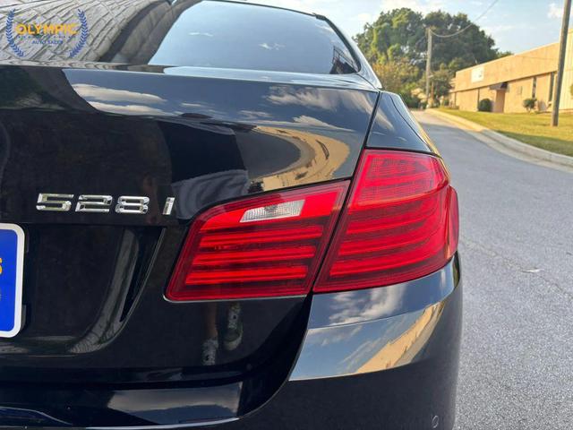 Photo of 2015 Black BMW 528