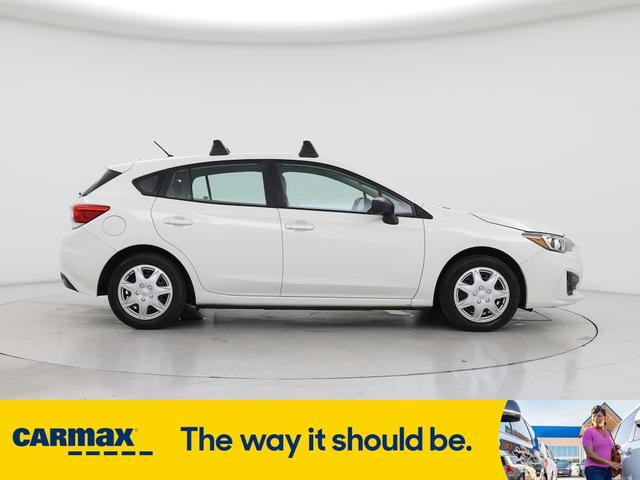 Photo of 2019 White Subaru Impreza