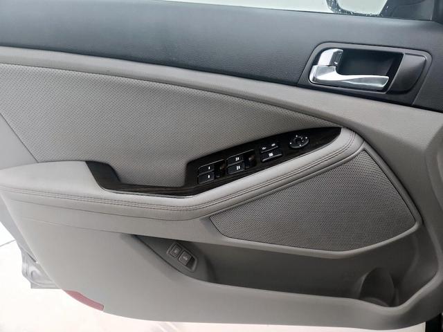 Photo of 2014 Gray Kia Optima