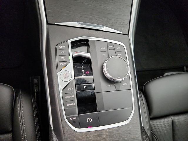 Photo of 2024 White BMW 330
