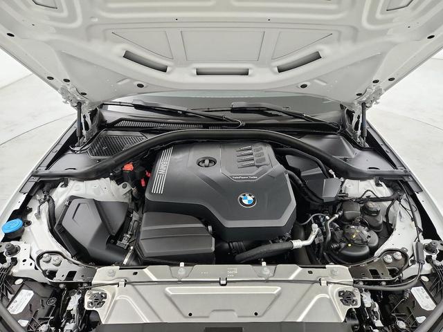 Photo of 2024 White BMW 330