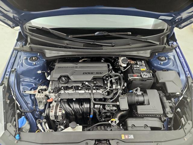 Photo of 2023 Blue Hyundai ELANTRA