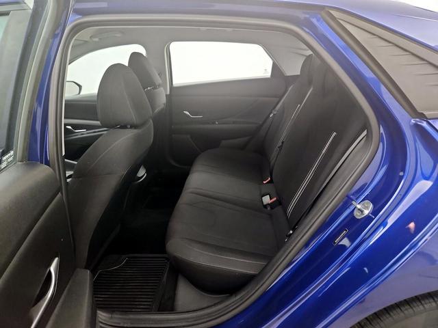 Photo of 2023 Blue Hyundai ELANTRA