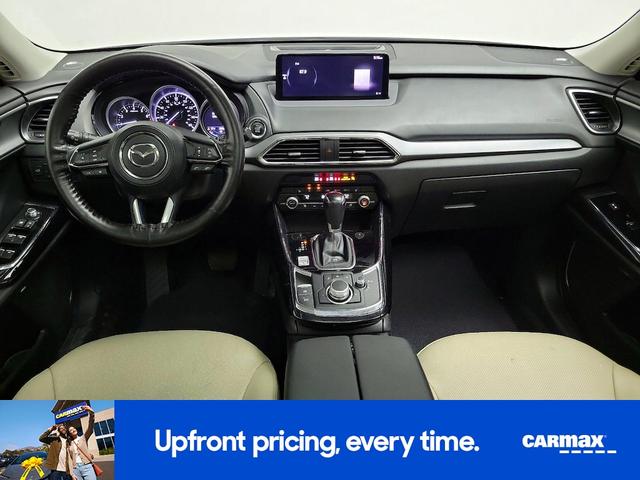 Photo of 2022 White Mazda CX-9