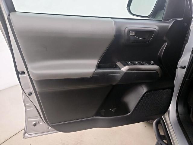 Photo of 2021 Silver Toyota Tacoma