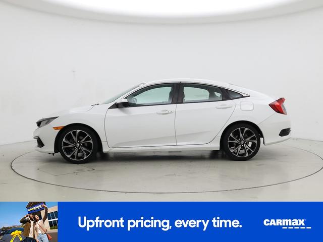Photo of 2021 White Honda Civic