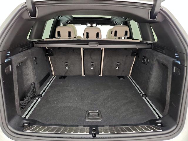 Photo of 2021 White BMW X3