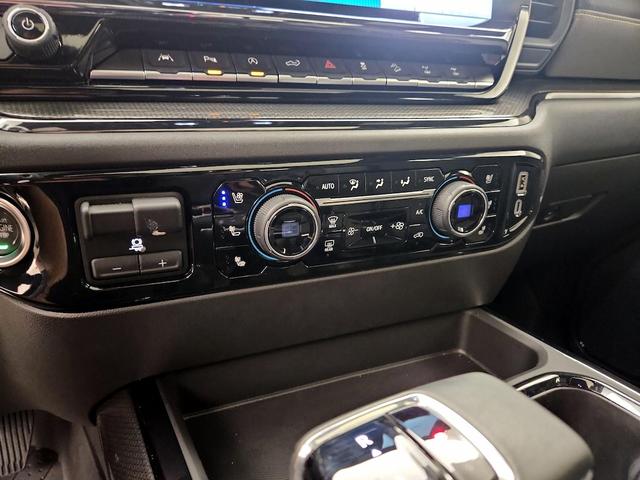 Photo of 2025 White Chevrolet Silverado 1500