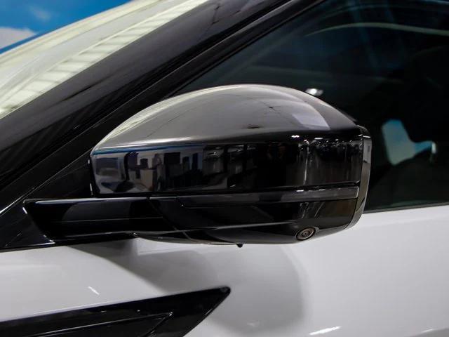 Photo of 2025 Fuji White Land Rover Range Rover Evoque