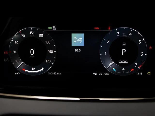 Photo of 2025 Fuji White Land Rover Range Rover Evoque