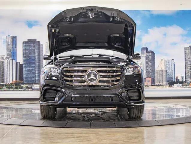 Photo of 2025 Obsidian Black Metallic Mercedes-Benz GLS 450
