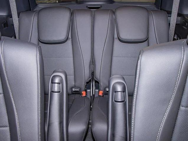 Photo of 2025 Obsidian Black Metallic Mercedes-Benz GLS 450