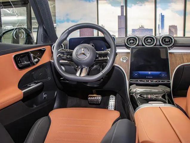 Photo of 2025 Black Mercedes-Benz C-Class