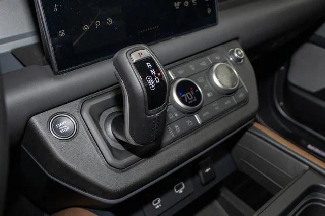 Photo of 2024 Eiger Gray Metallic Land Rover Defender
