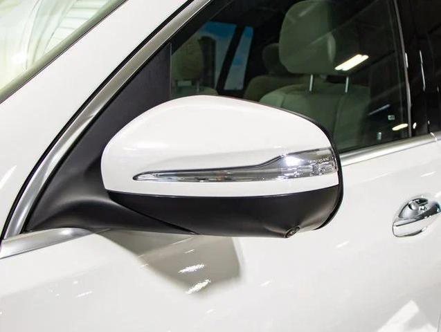 Photo of 2025 Polar White Mercedes-Benz GLS 450