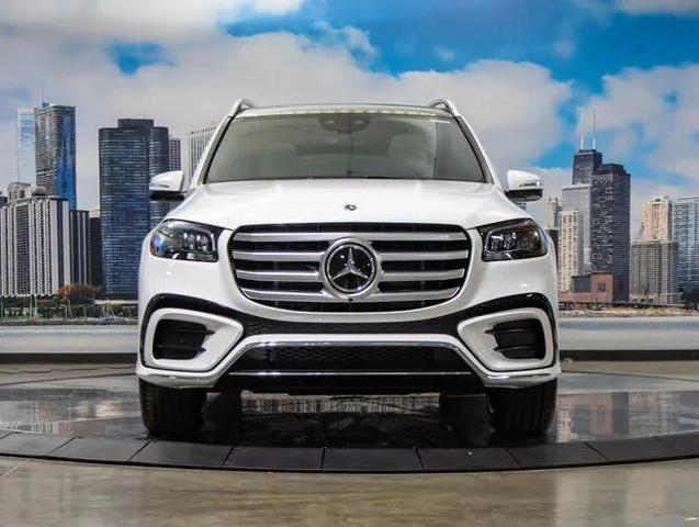 Photo of 2025 Polar White Mercedes-Benz GLS 450