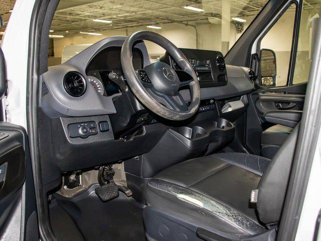 Photo of 2019 Arctic White Mercedes-Benz Sprinter 2500
