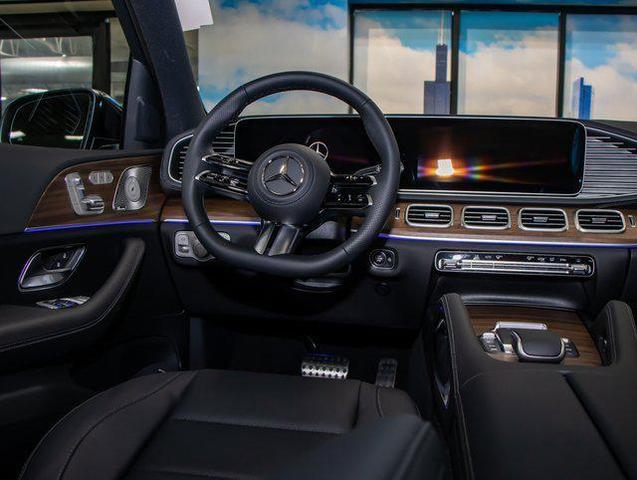 Photo of 2025 Black Mercedes-Benz GLS 450