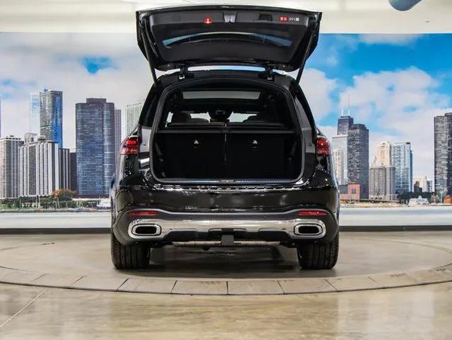 Photo of 2025 Black Mercedes-Benz GLS 450