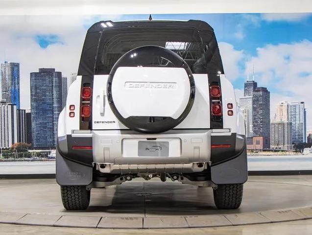 Photo of 2025 Fuji White Land Rover Defender