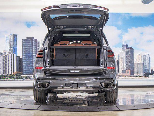 Photo of 2026 Gray Metallic BMW X7