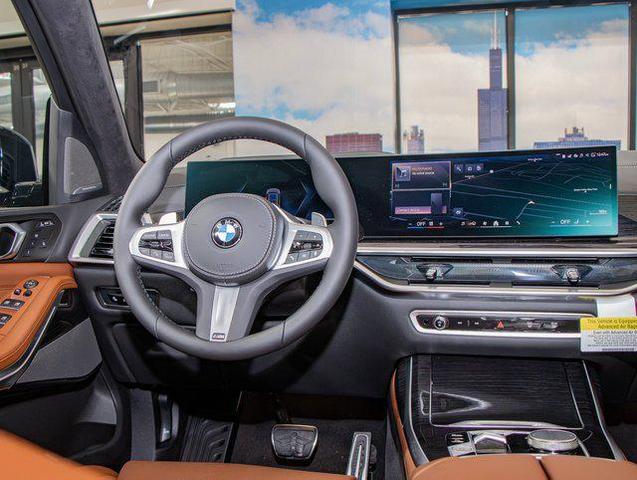 Photo of 2026 Gray Metallic BMW X7