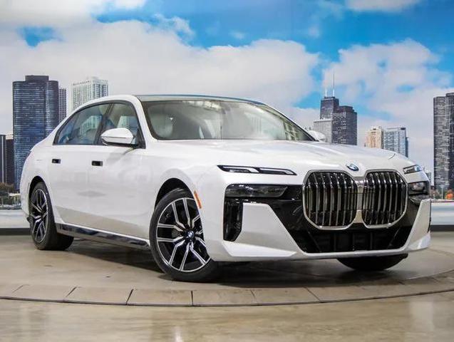 2025 BMW 740