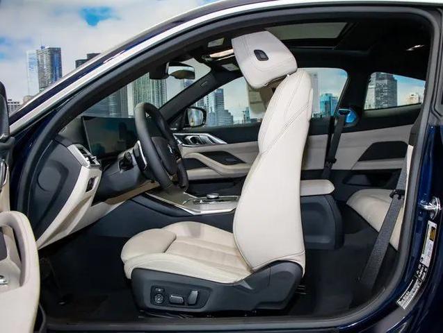 Photo of 2026 Blue BMW 430