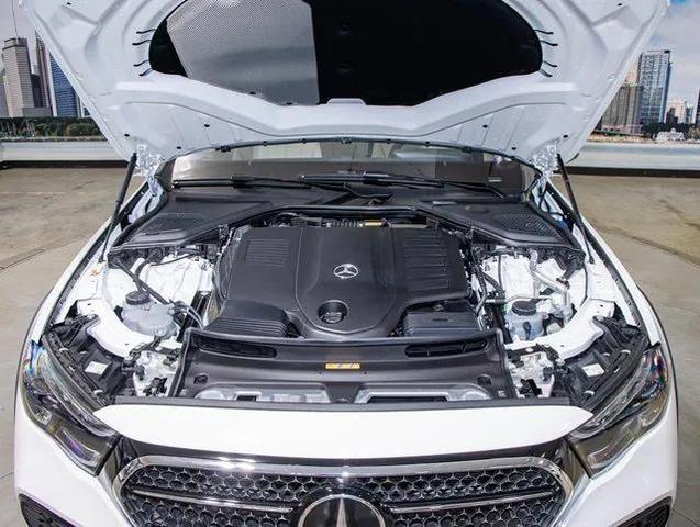 Photo of 2025 Polar White Mercedes-Benz E-Class