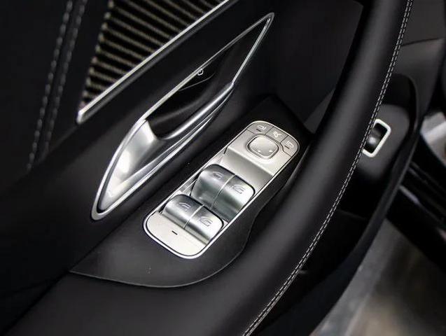 Photo of 2025 Obsidian Black Metallic Mercedes-Benz AMG GLE 53