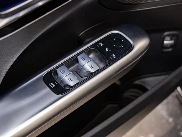Photo of 2025 Black Mercedes-Benz C-Class