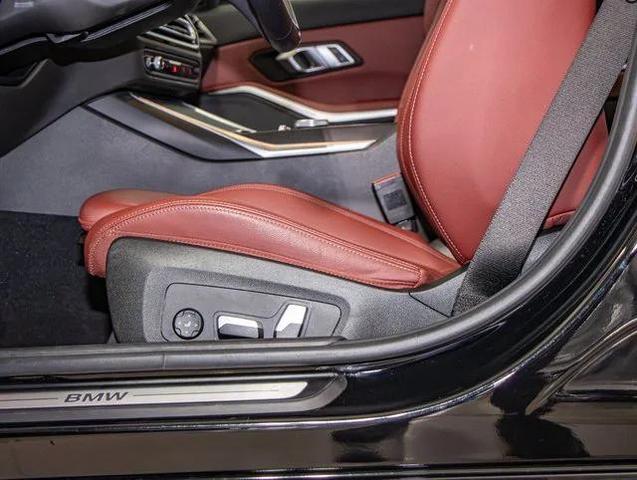 Photo of 2023 Black BMW 330