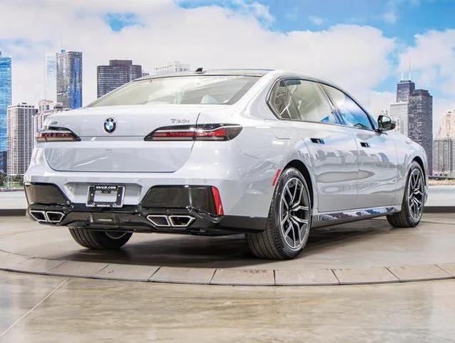 Photo of 2025 Gray Metallic BMW 760
