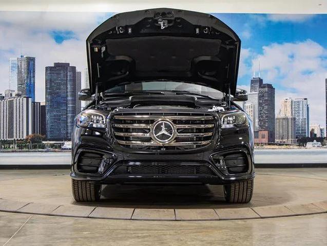Photo of 2025 Black Mercedes-Benz GLS 450