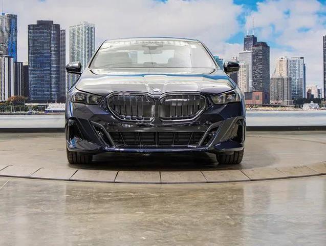 Photo of 2026 Blue BMW 540