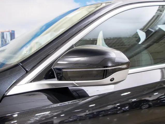 Photo of 2026 Black Sapphire Metallic BMW 530