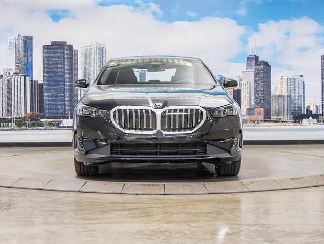 Photo of 2026 Black Sapphire Metallic BMW 530