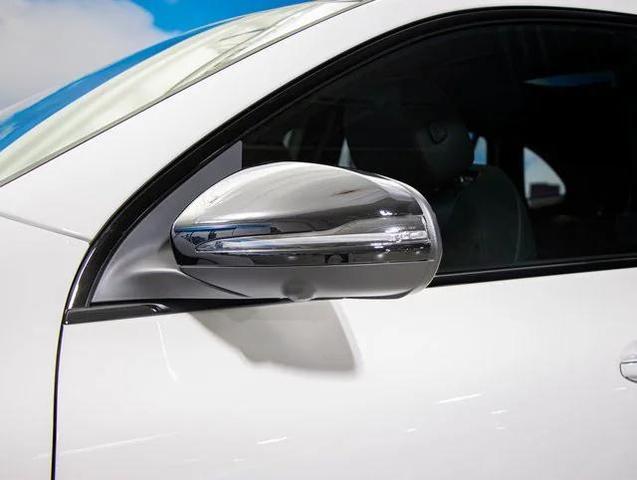 Photo of 2025 Polar White Mercedes-Benz GLA 250