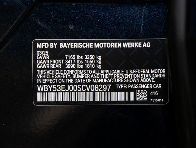 Photo of 2025 Carbon Black Metallic BMW i7