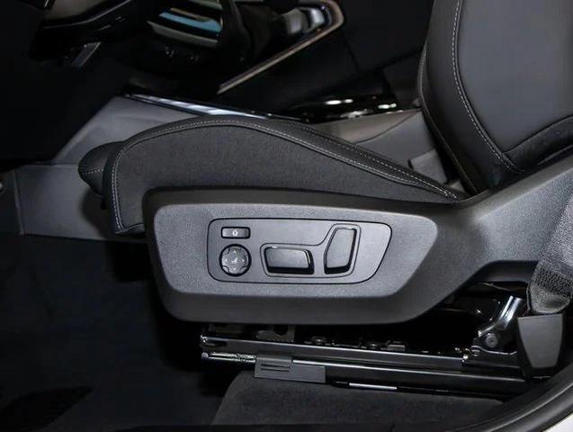 Photo of 2026 Alpine White BMW X3