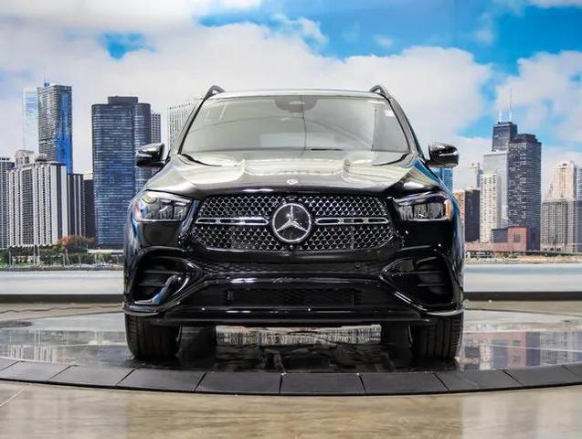 Photo of 2025 Obsidian Black Metallic Mercedes-Benz GLE 450
