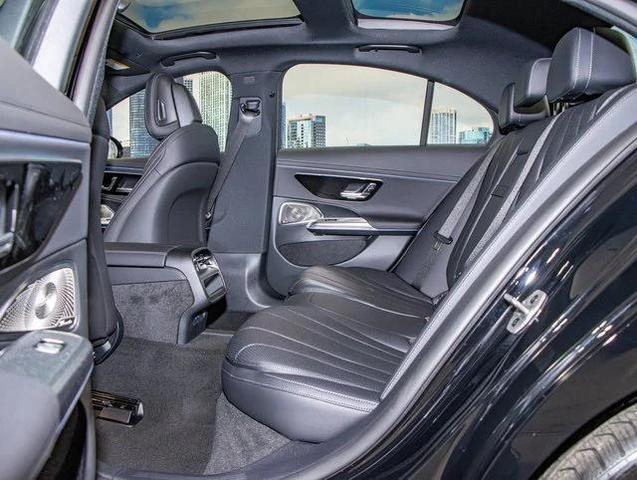 Photo of 2025 Black Mercedes-Benz E-Class