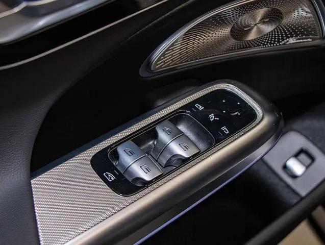 Photo of 2025 Black Mercedes-Benz E-Class