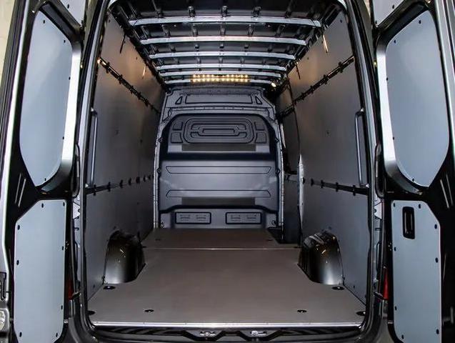 Photo of 2025 Selenite Gray Metallic Mercedes-Benz Sprinter 2500