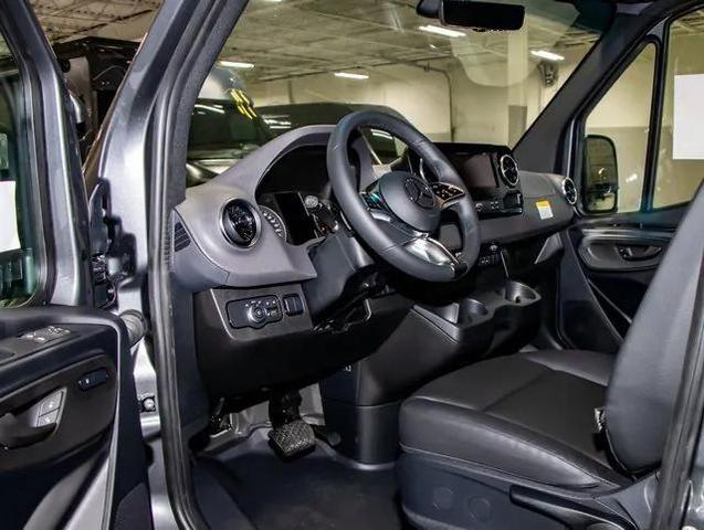 Photo of 2025 Selenite Gray Metallic Mercedes-Benz Sprinter 2500