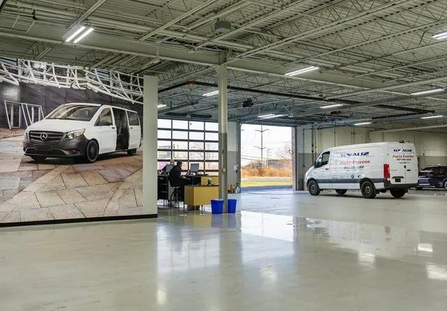 Photo of 2025 Selenite Gray Metallic Mercedes-Benz Sprinter 2500